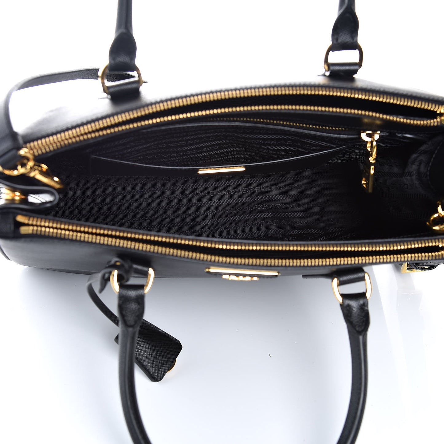Saffiano Medium Galleria Double Zip Tote Black