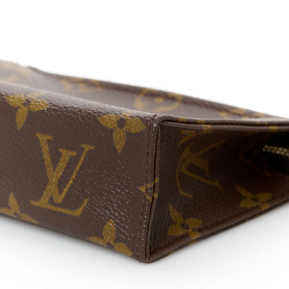 Louis Vuitton Monogram Toiletry Pouch 15 10 of 10