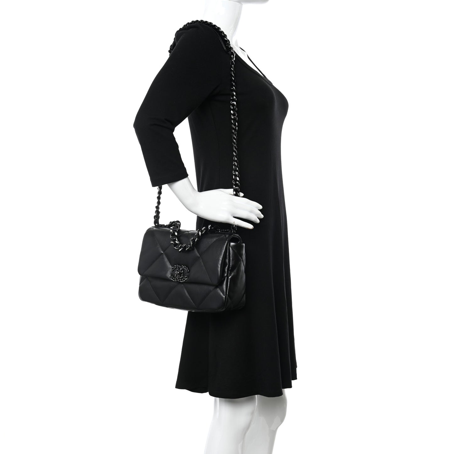 Lambskin Quilted Medium Chanel 19 Flap So Black