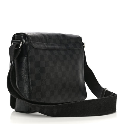 Louis Vuitton Damier Graphite LV League District PM 2 of 15