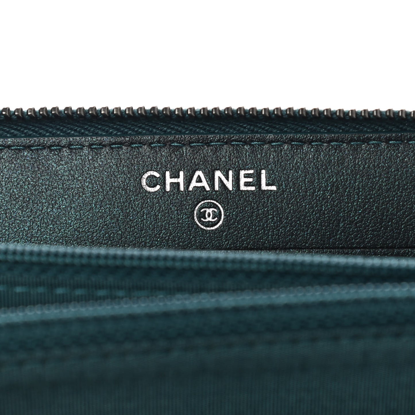 Iridescent Caviar Quilted Medium Filigree Zip Around Wallet Dark Turquoise