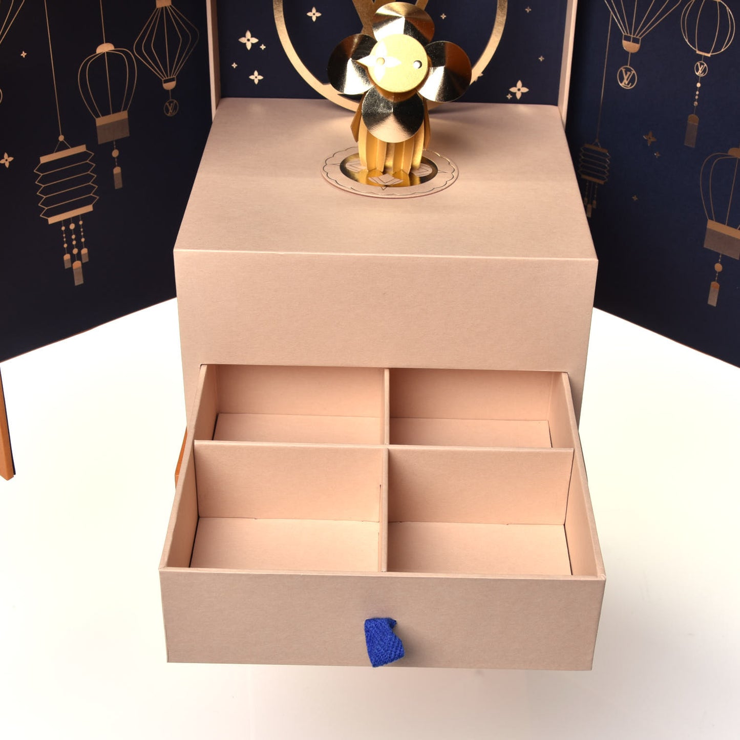 2020 Vivienne Music Box