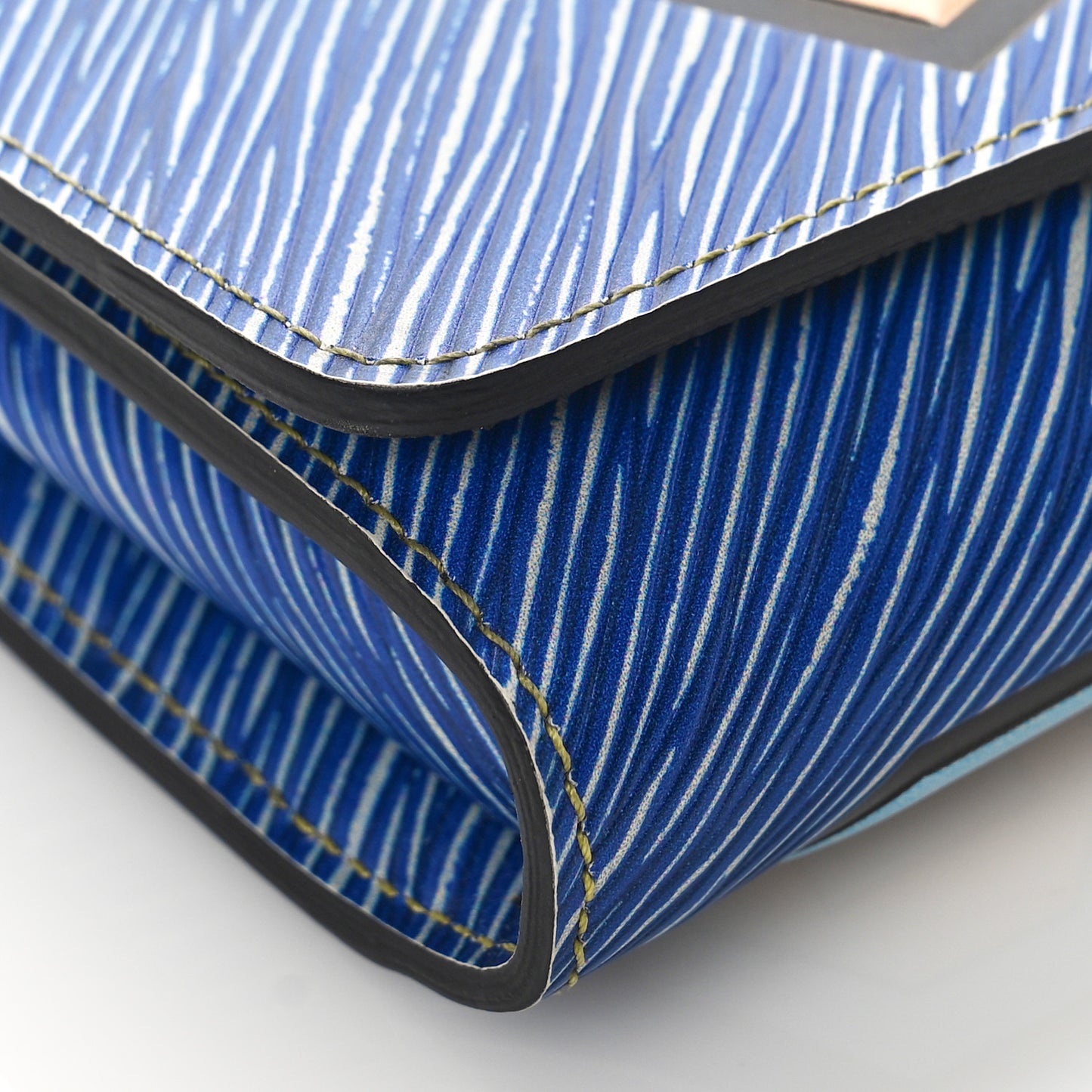 Epi Azteque Twist Chain Wallet Denim Light