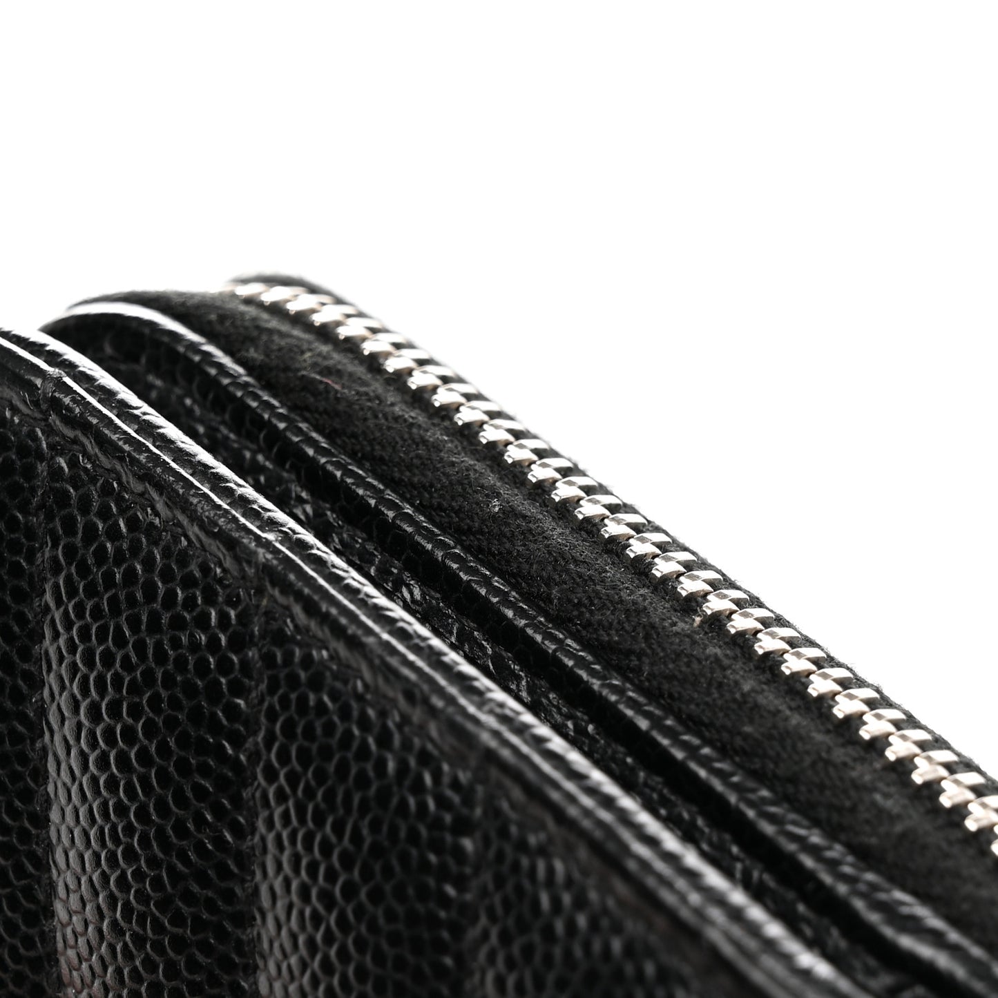 Grain De Poudre Matelasse Chevron Monogram Compact Zip Around Wallet Black