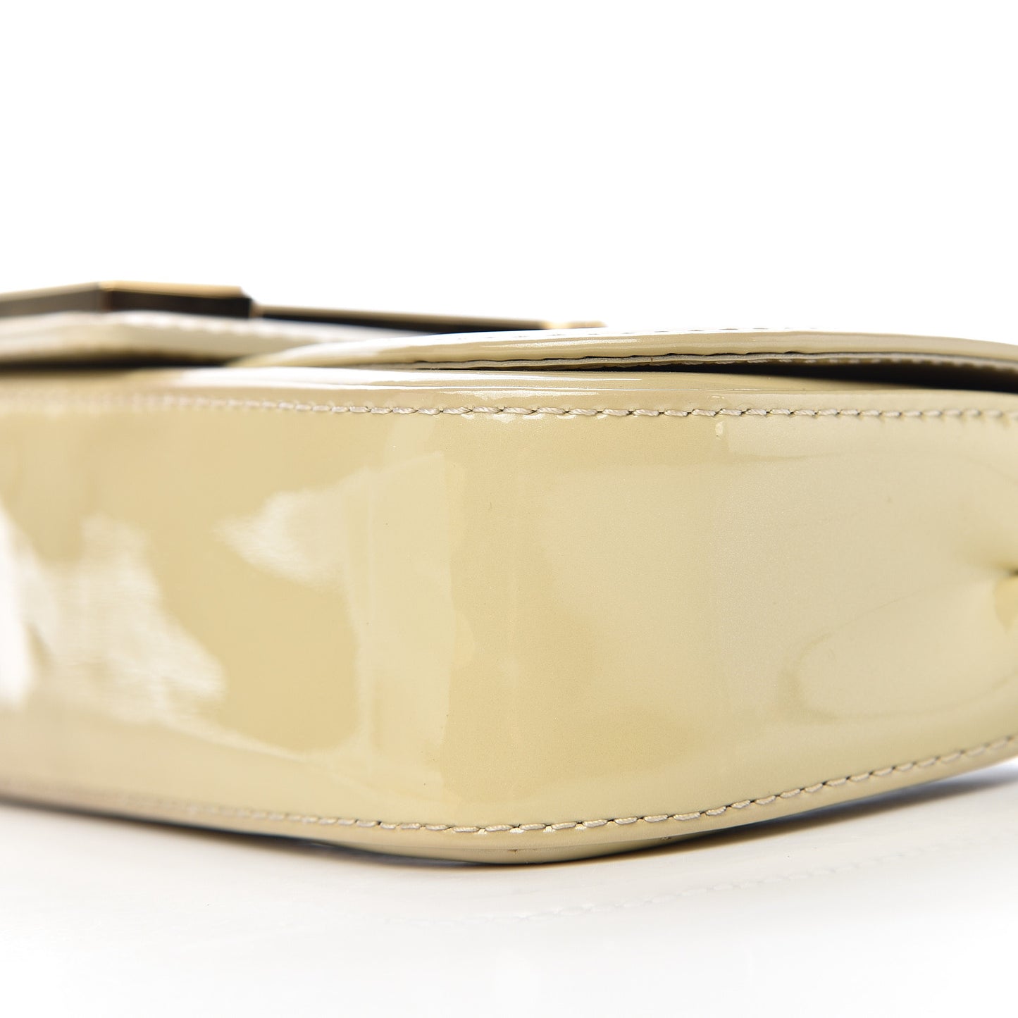 Patent Sobe Clutch Blanc Corail