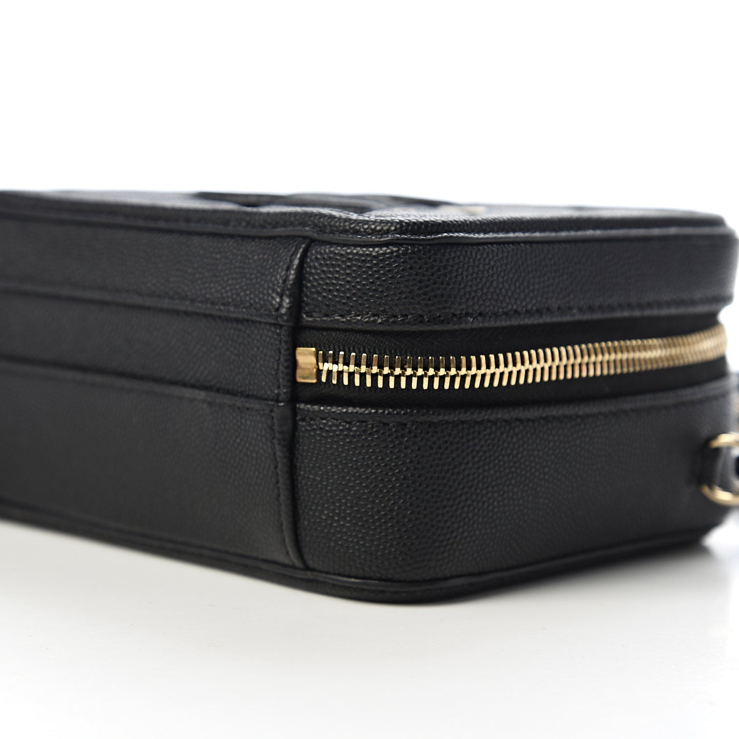 Caviar Quilted Small CC Filigree Vanity Case Black