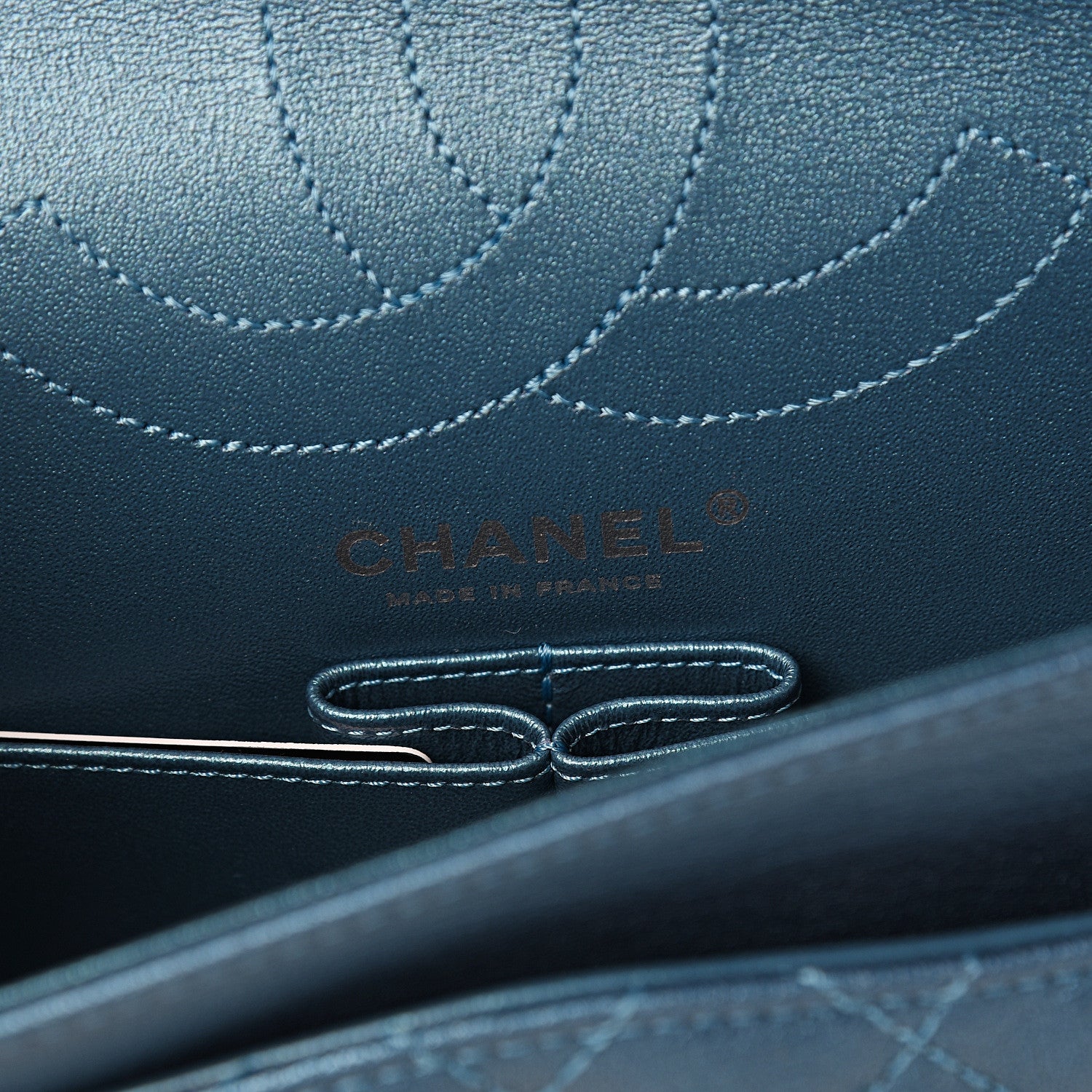 Chanel Metallic Sheepskin Quilted 2.55 Reissue 225 Flap Blue 5 of 10