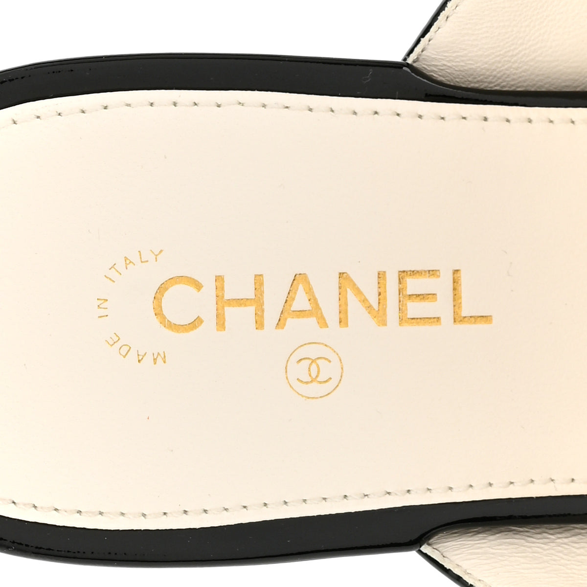 Chanel Lambskin Patent Calfskin CC Thong Sandals 38.5 White Black 7 of 10
