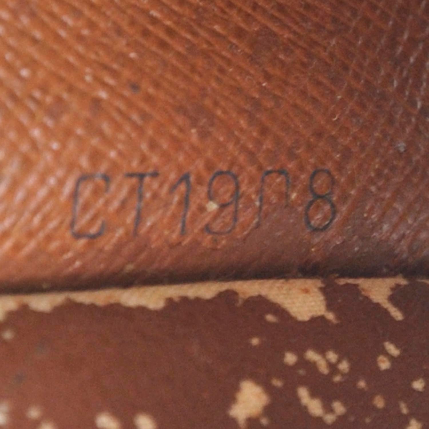 Louis Vuitton Monogram 6 Key Multicles Holder 7 of 7