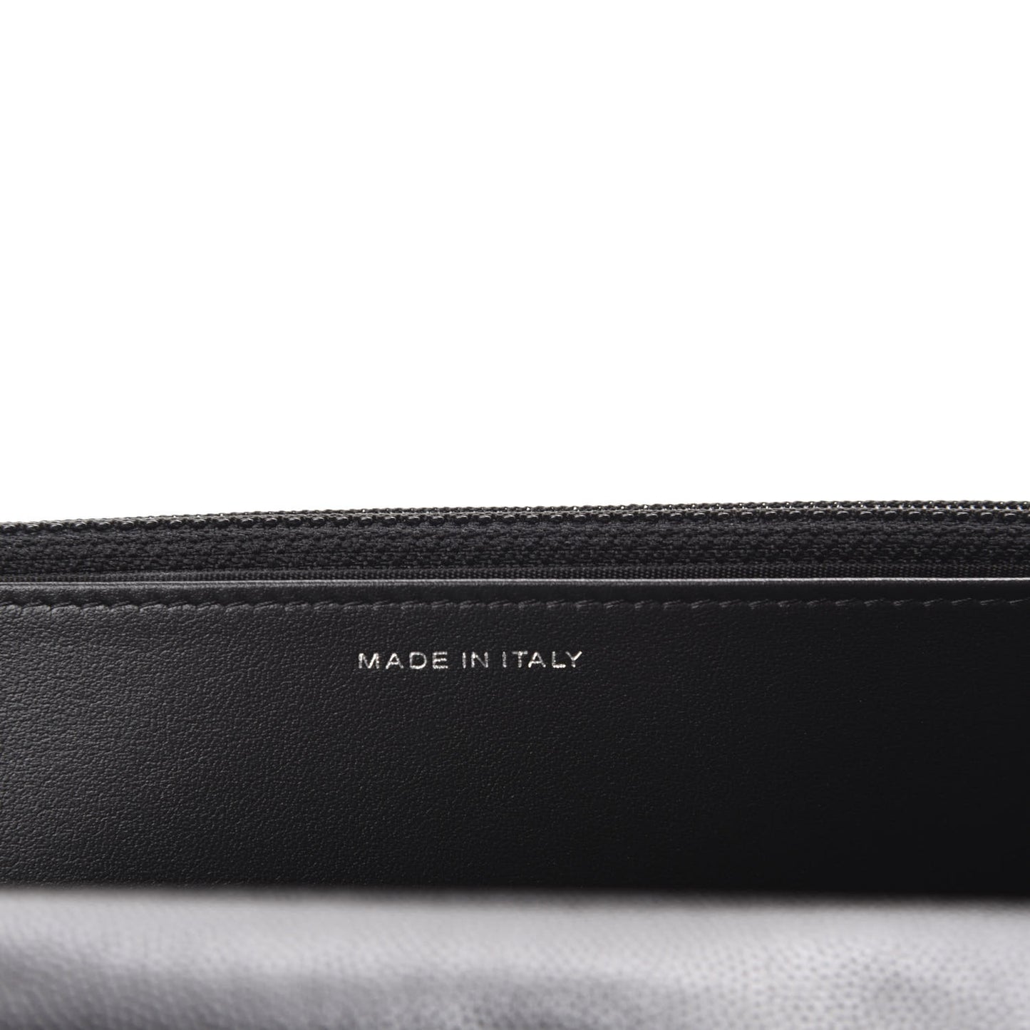 Caviar Quilted My Everything Wallet On Chain WOC Black