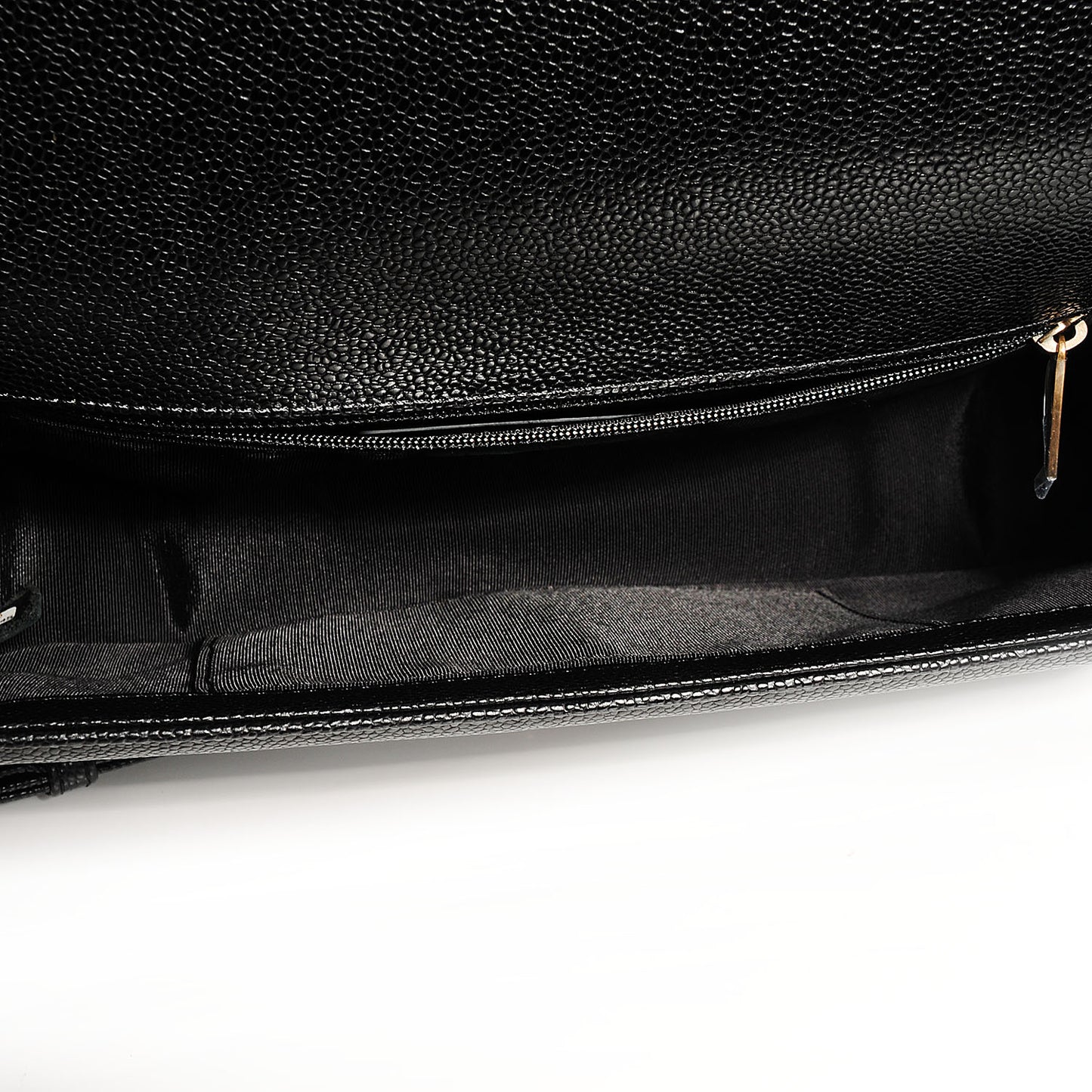 Caviar Medium Boy Flap Bag Black
