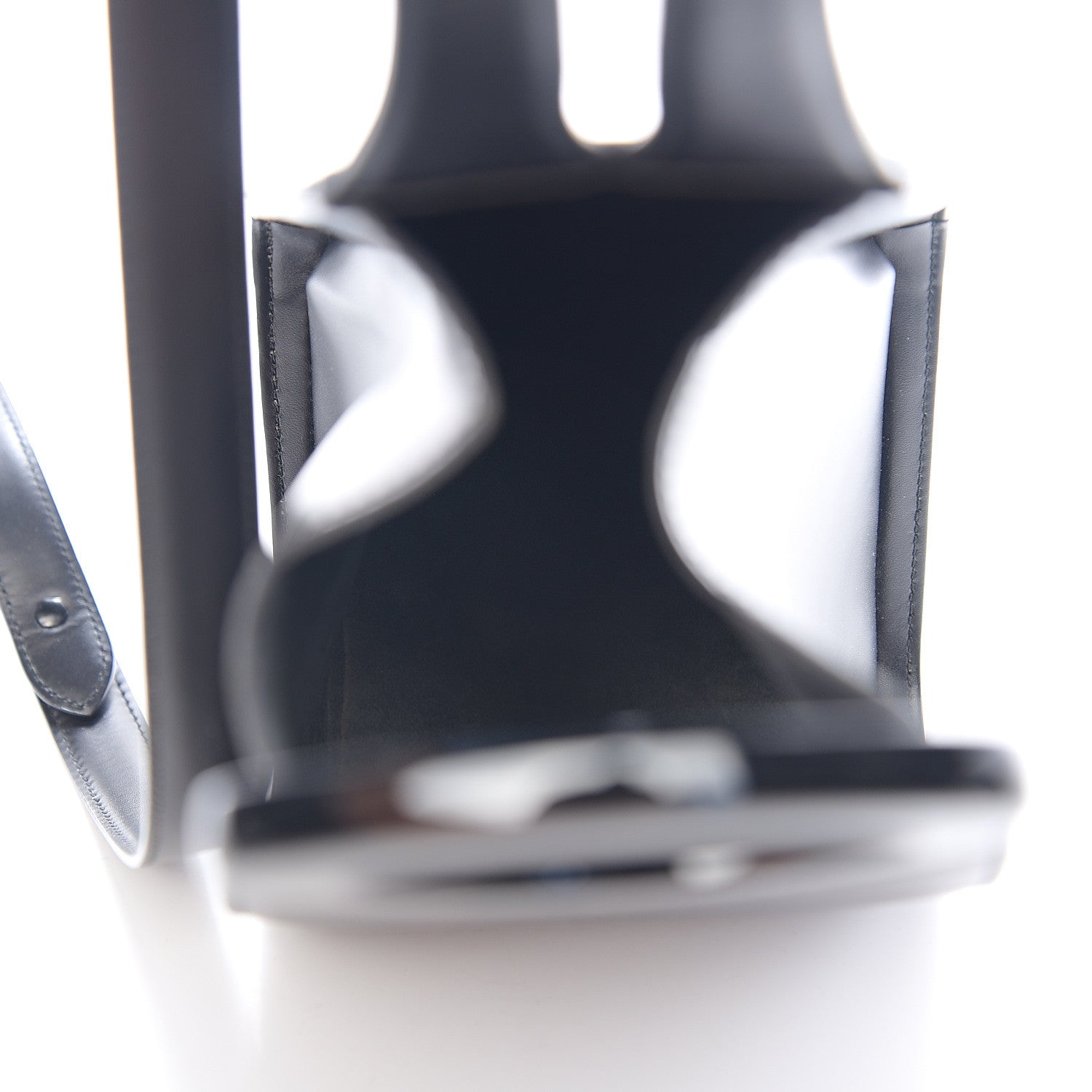 Louis Vuitton Epi Minuit Black 4 of 9