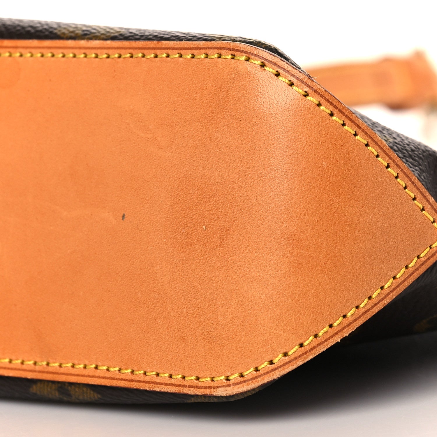 Louis Vuitton Monogram Trotteur 9 of 11