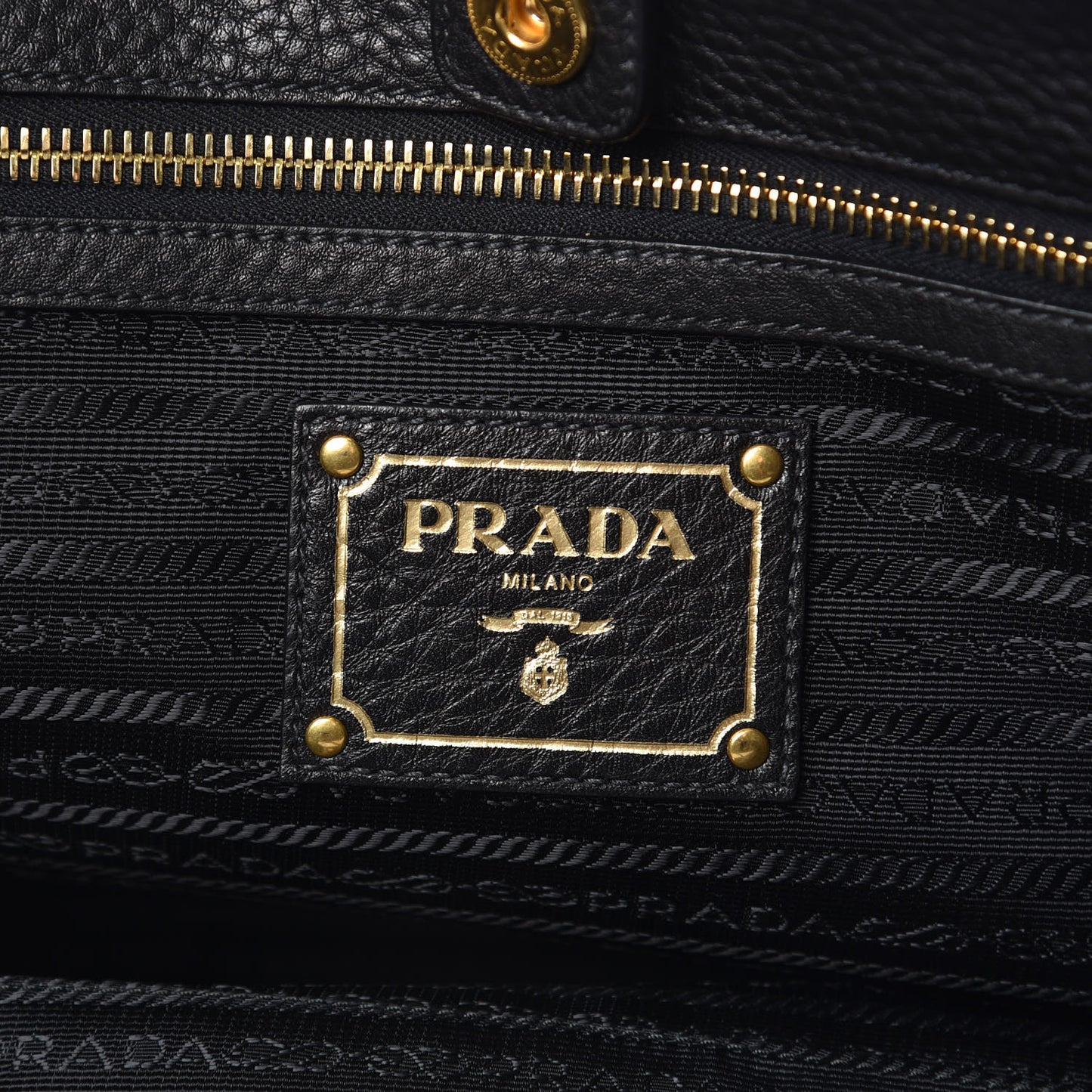Vitello Daino Tote Black