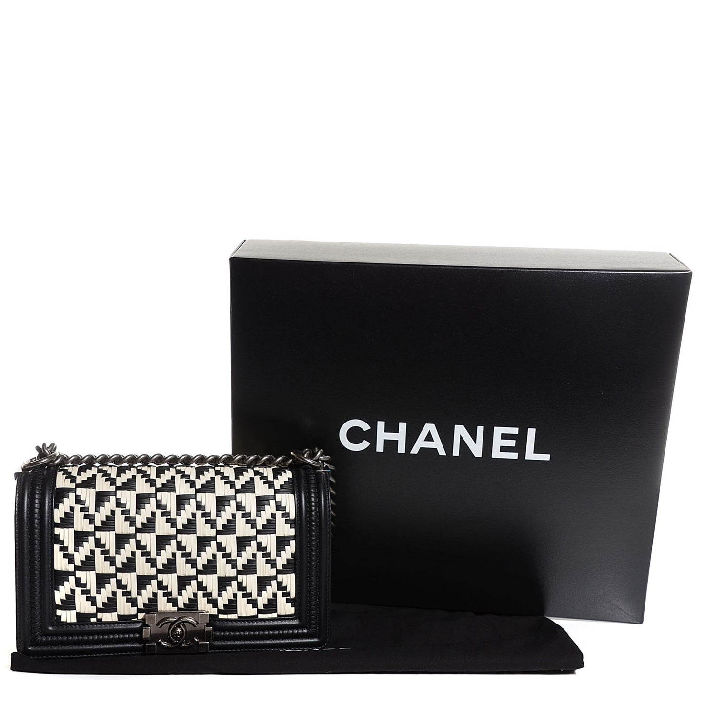Calfskin Woven Medium Boy Flap Black White