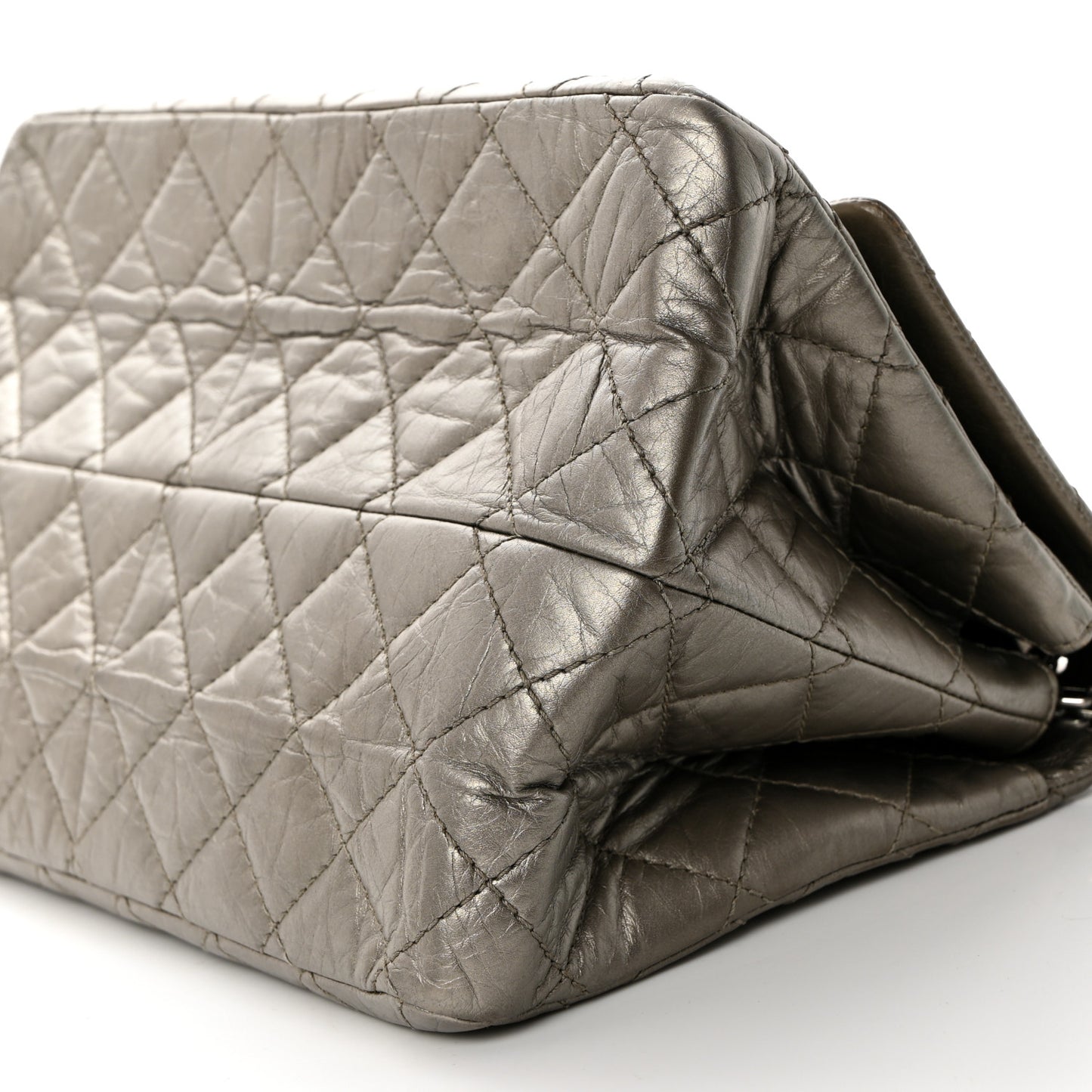 Metallic Aged Calfskin Quilted Double Compartment 2.55 Reissue 227 Grey