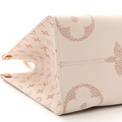 Louis Vuitton Monogram Dune Giant Onthego MM 8 of 9
