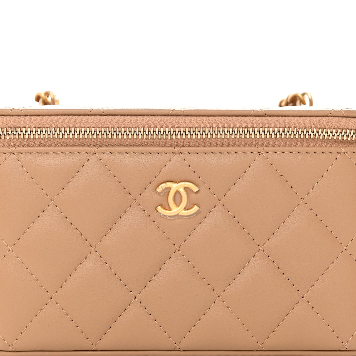 Lambskin Quilted Pearl Crush Small Vanity Case With Chain Beige