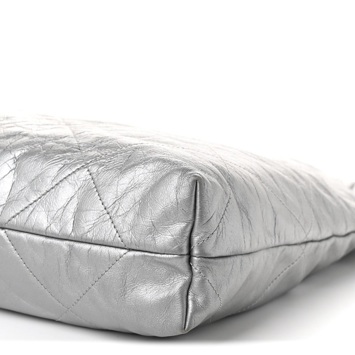 Metallic Calfskin Quilted Chanel 22 Silver