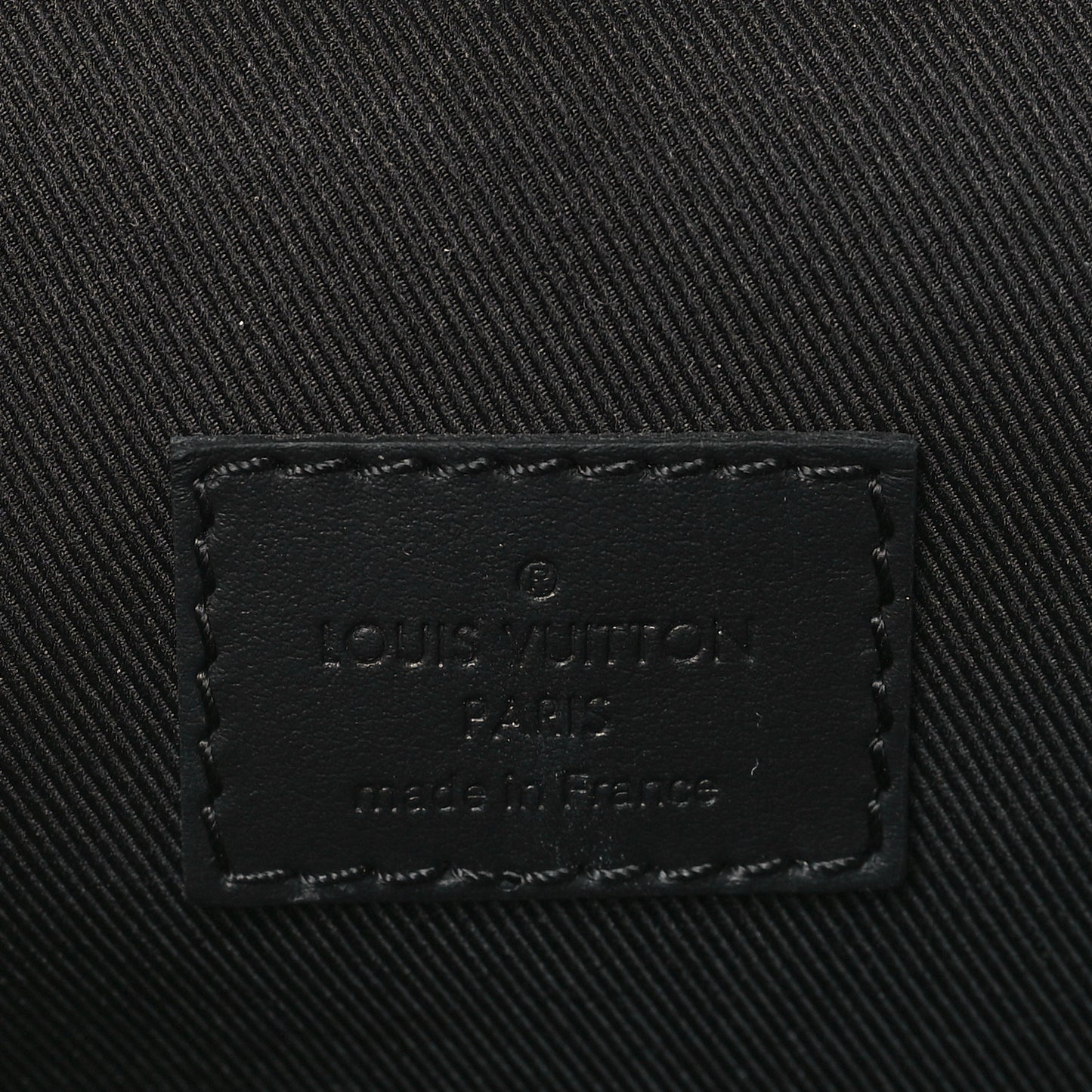 Taurillon Monogram Steamer Wearable Wallet Black