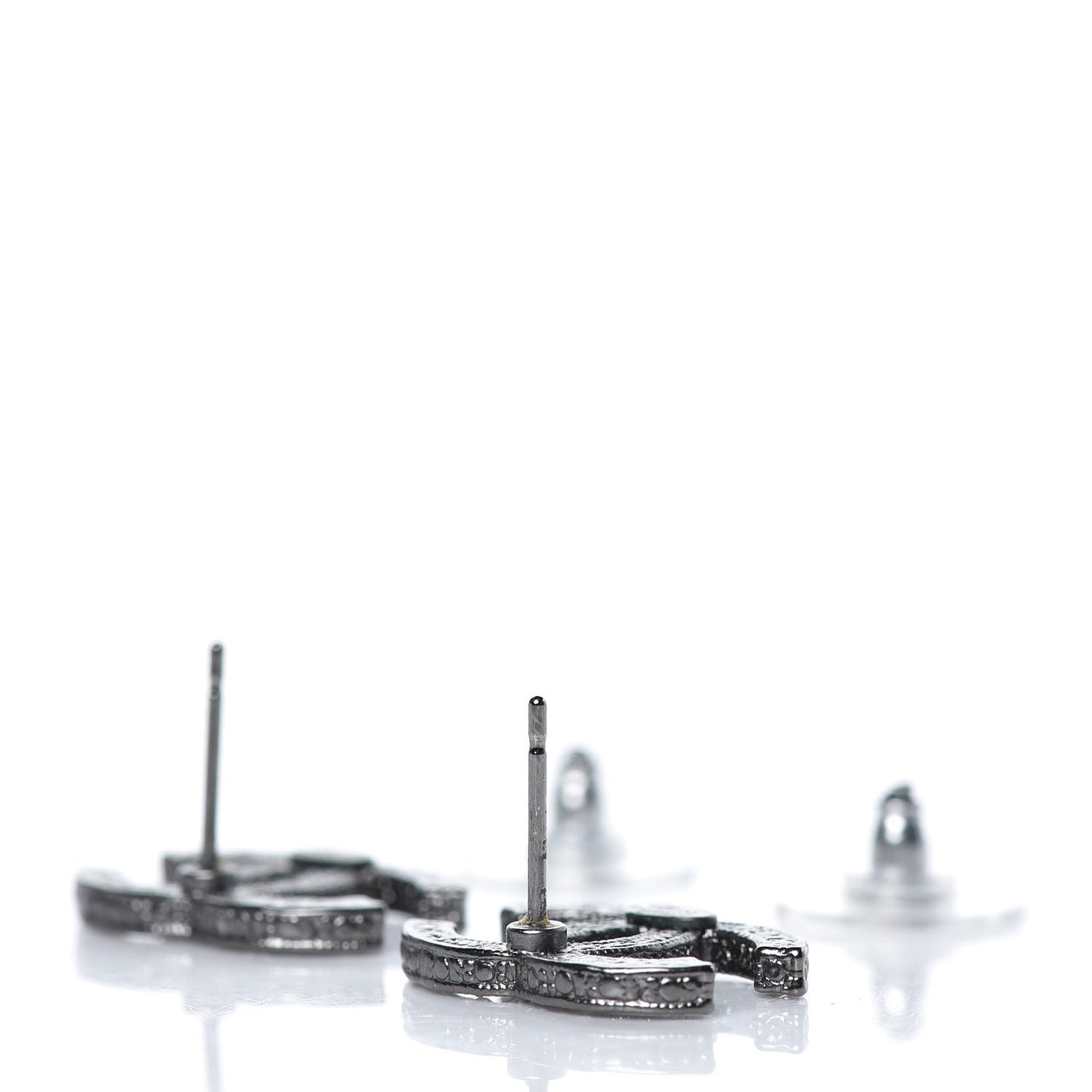 Ruthenium Crystal CC Earrings Silver Black