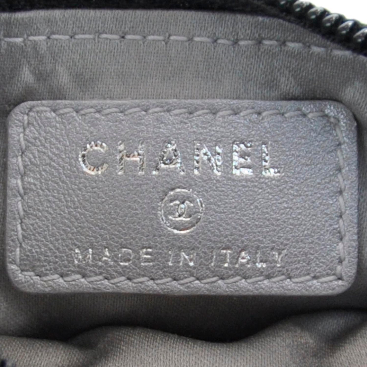 Camellia Embossed Key Holder Case Black