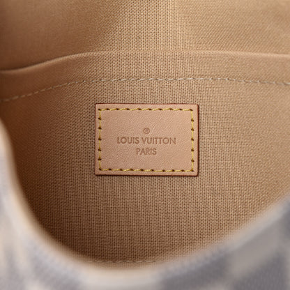 Louis Vuitton Damier Azur Favorite MM 6 of 11