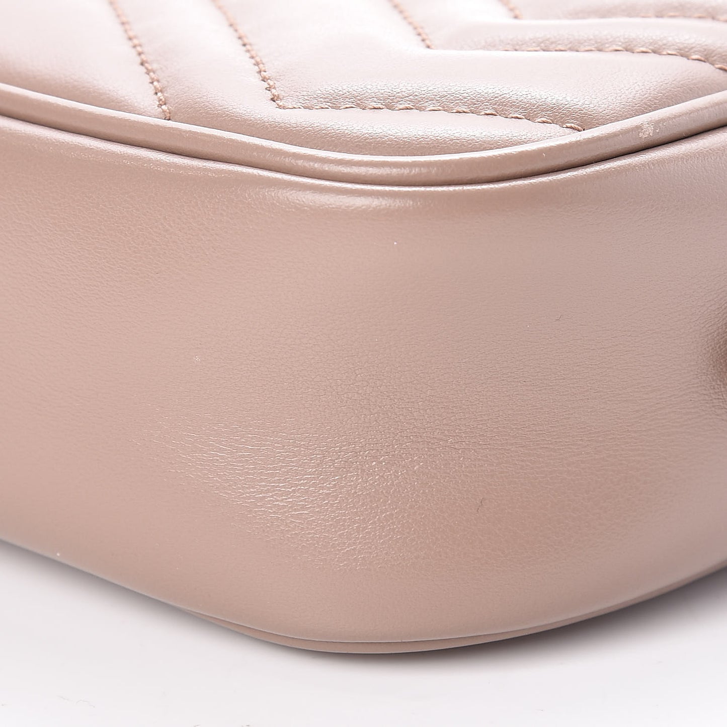 Calfskin Matelasse Mini GG Marmont Chain Shoulder Bag Porcelain Rose