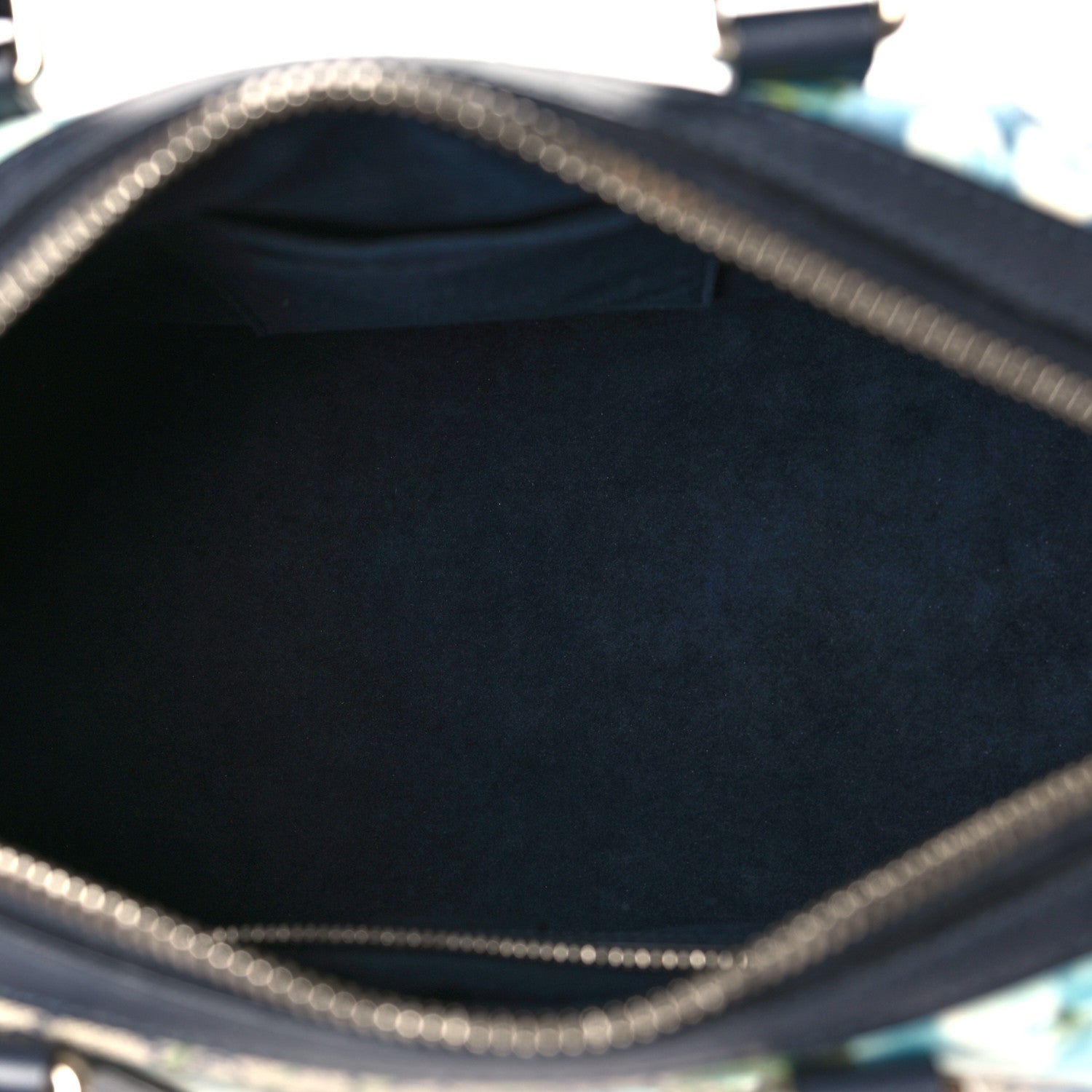 Gucci GG Supreme Monogram Blooms Medium Duffle Beige Blue Black 4 of 8