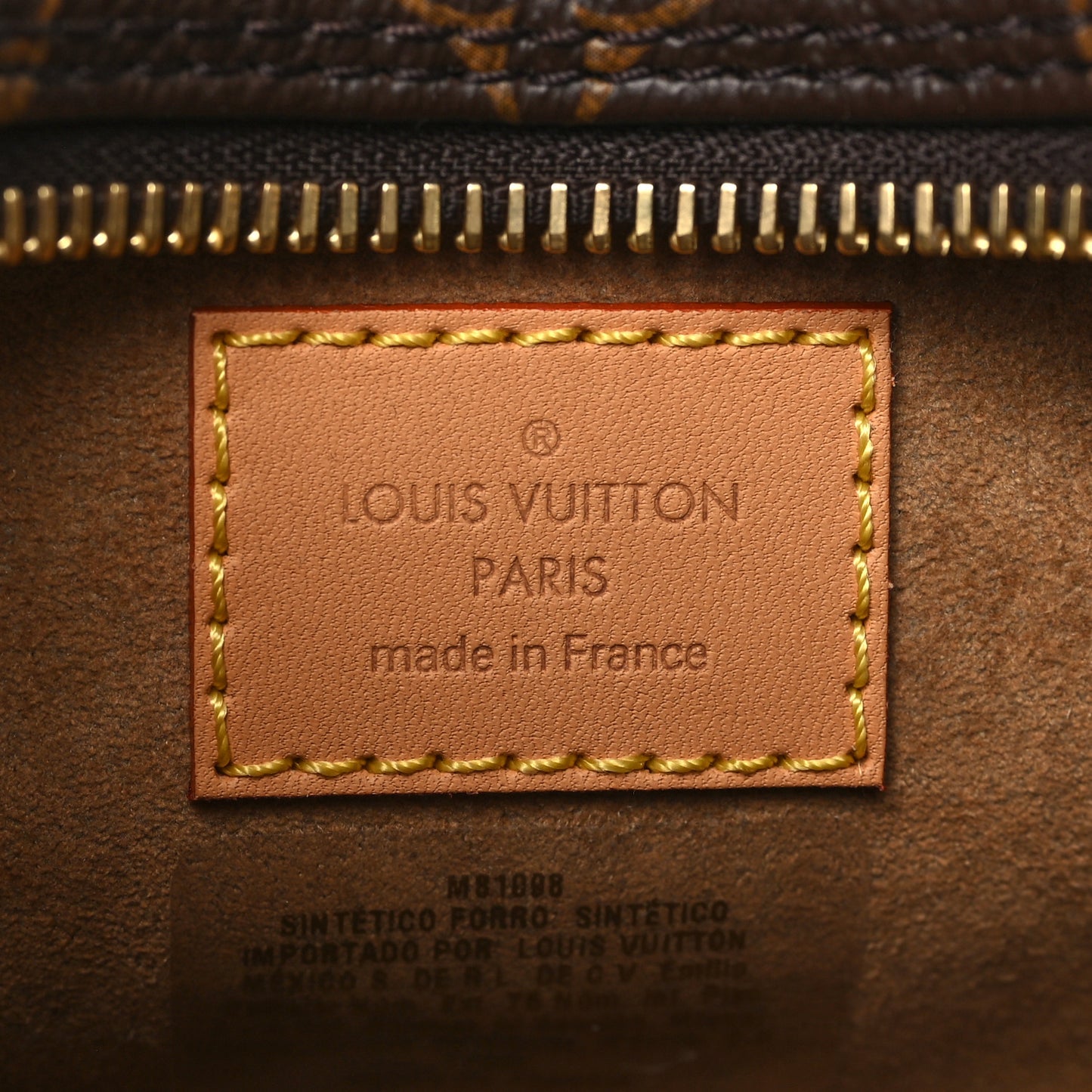 Monogram Loop
