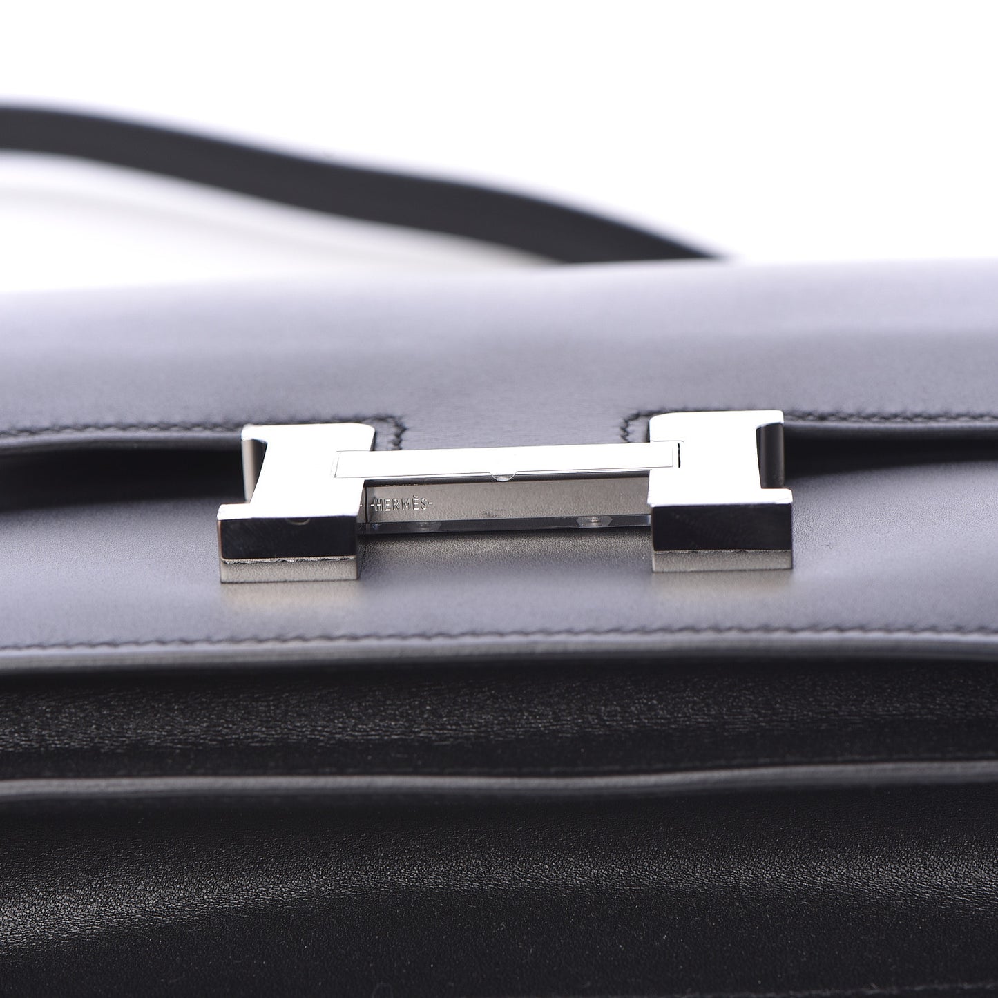 Swift Constance 18 Black