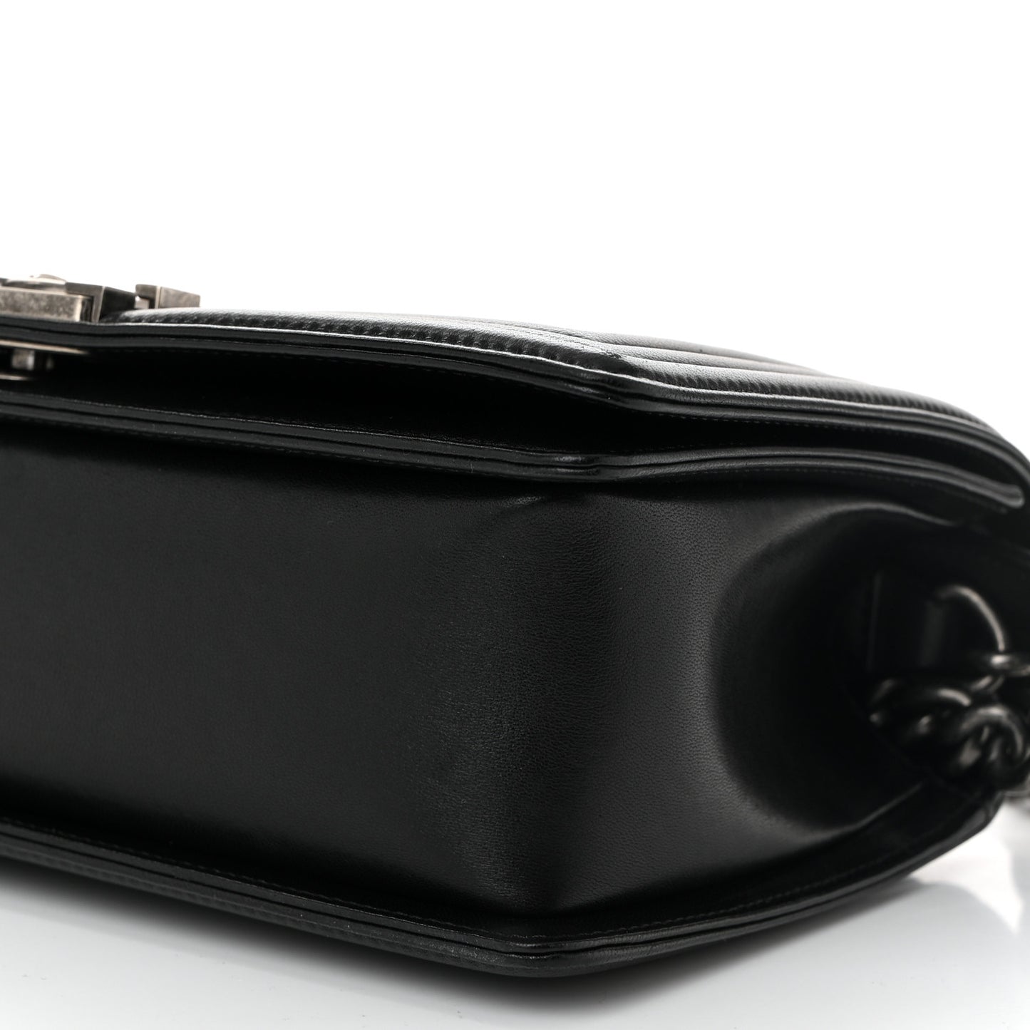 Lambskin Quilted Medium Boy Flap Black