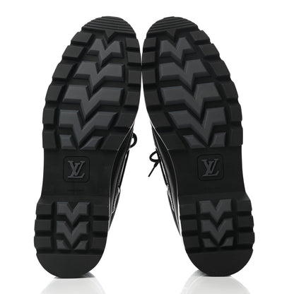 Louis Vuitton Calfskin Mens Summerland Boat Shoes 10 Black 5 of 8