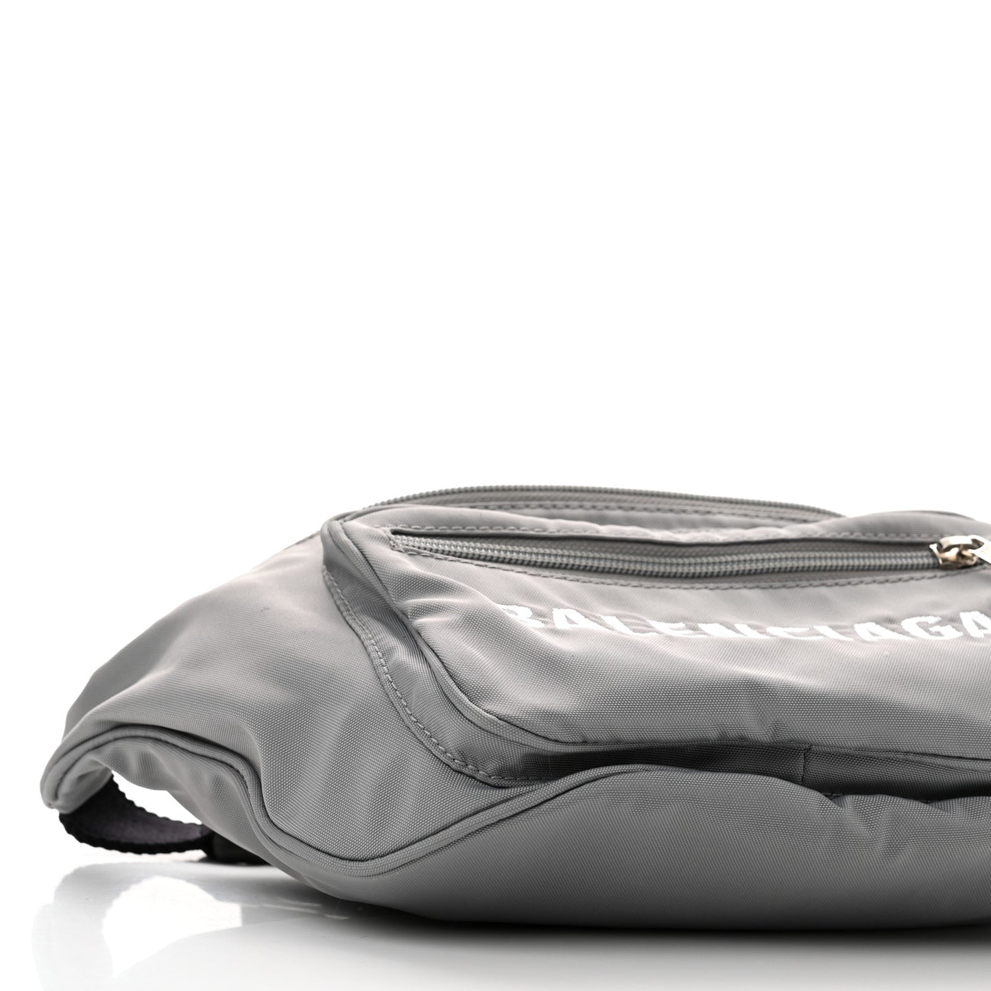 Textured Sport Nylon Logo Embroidered Wheel Beltpack Grey White