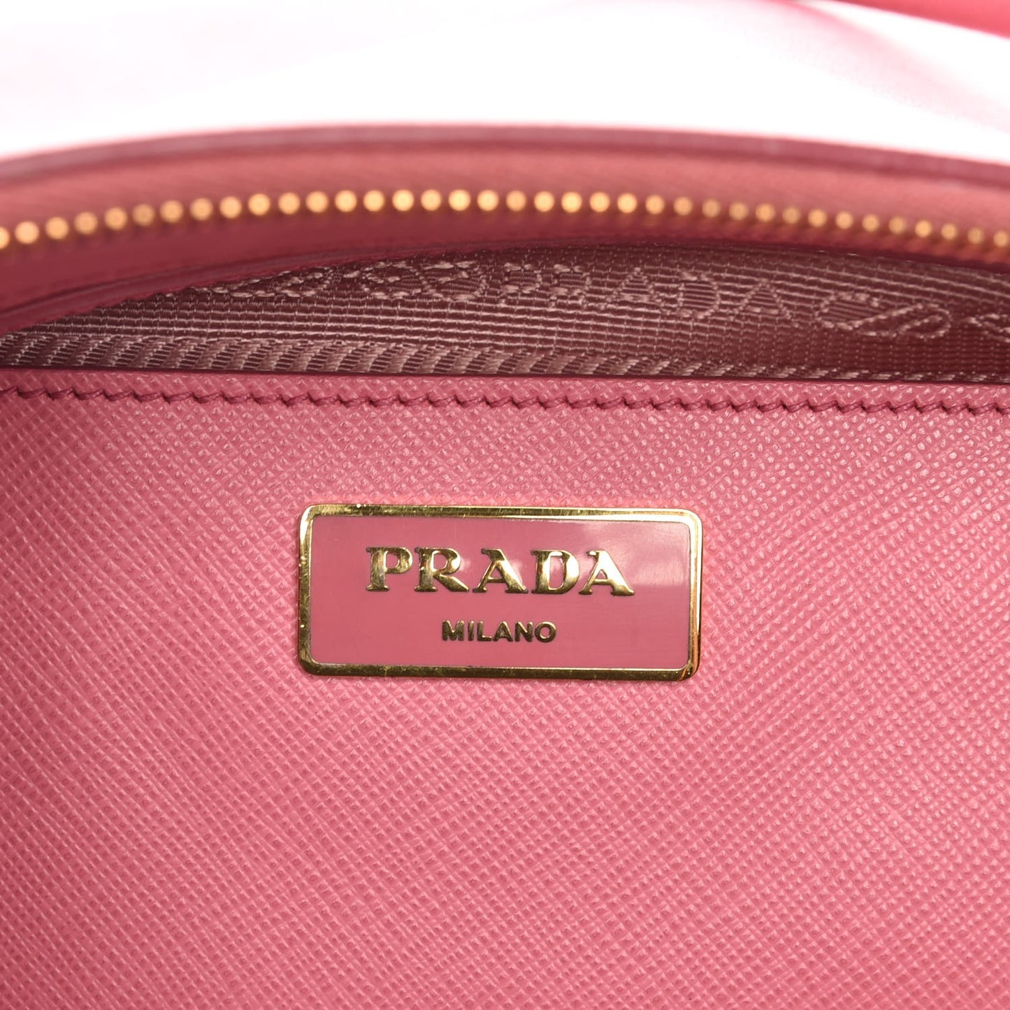 Saffiano Medium Galleria Double Zip Tote Geranio