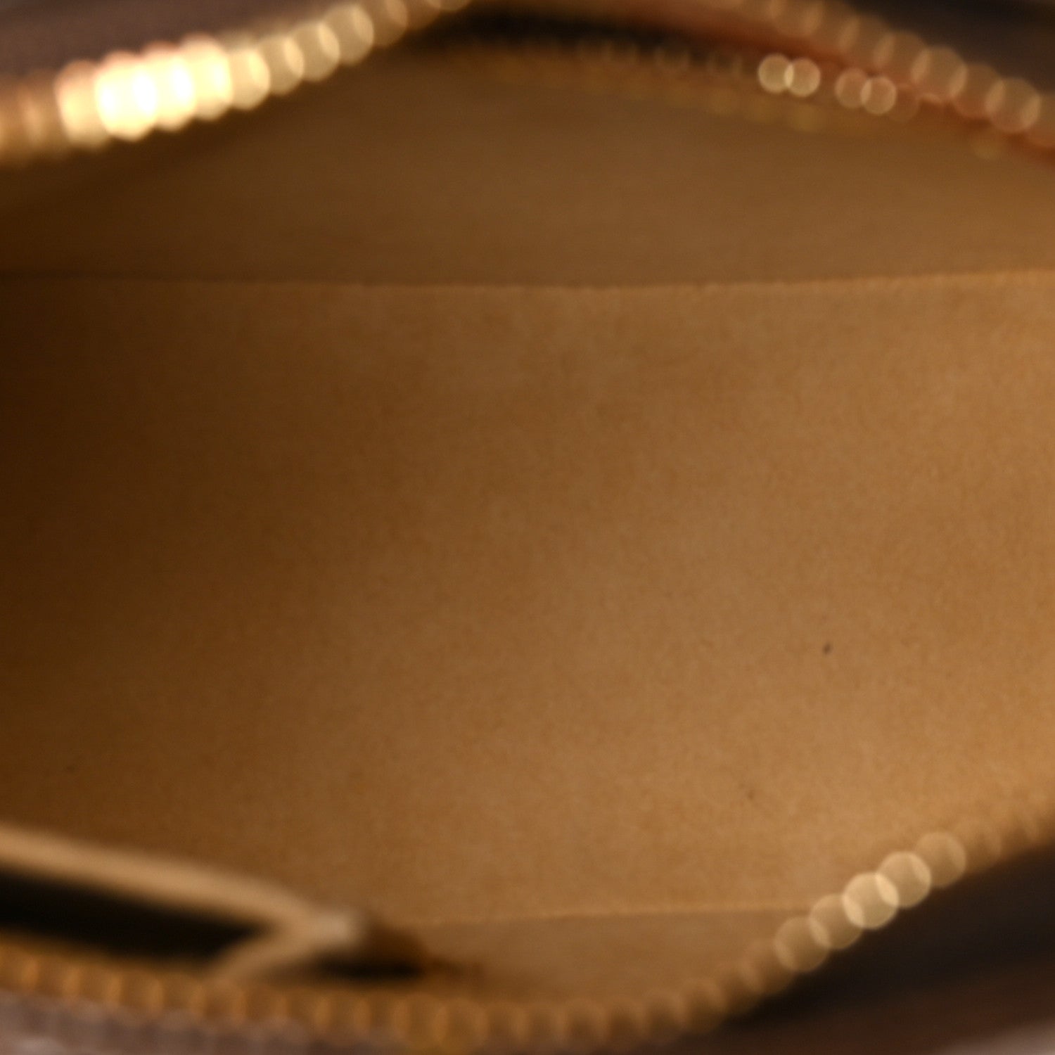 Louis Vuitton Monogram Looping MM 5 of 10