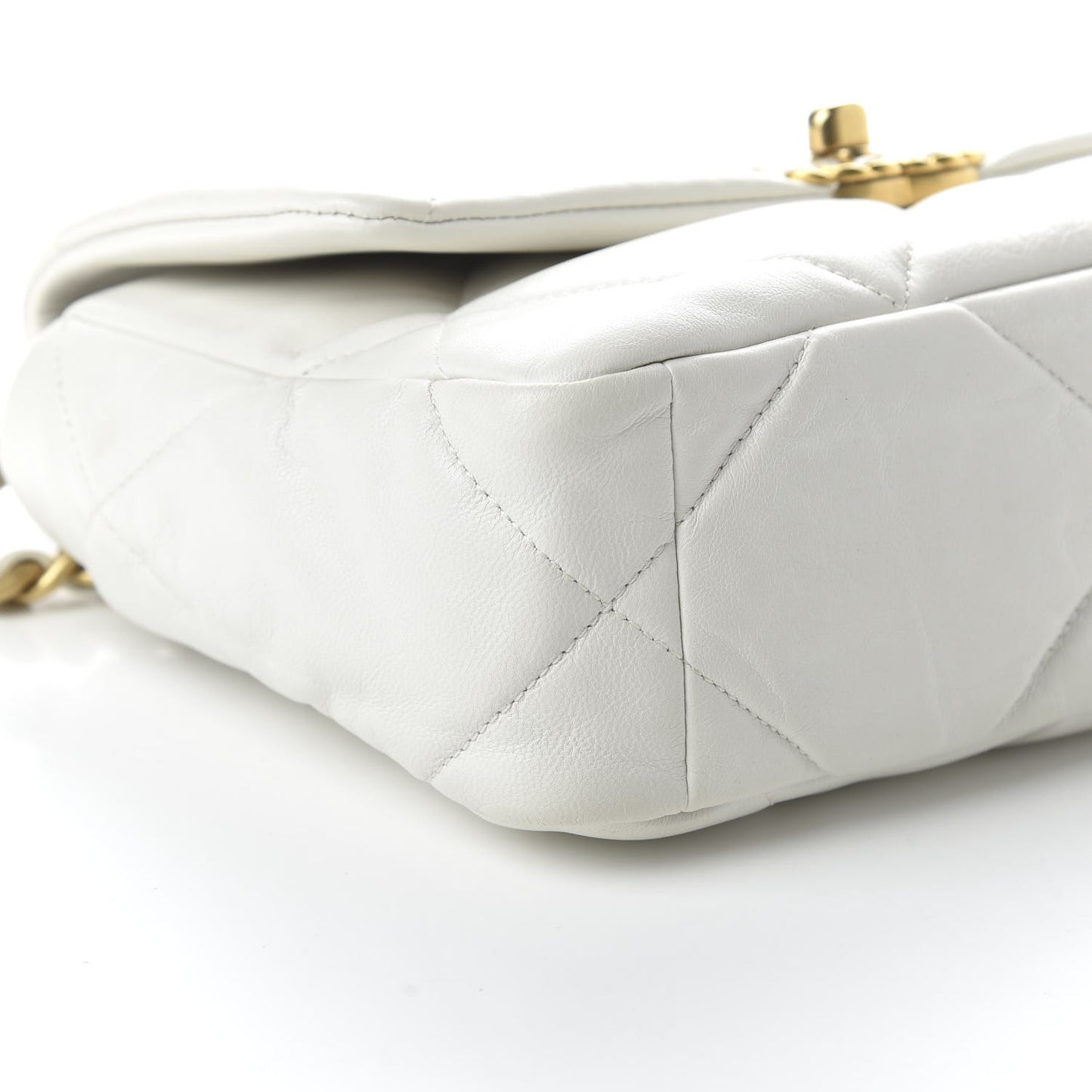 Goatskin Quilted Medium 19 Flap White
