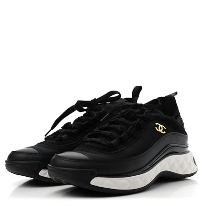 Chanel Velvet Calfskin Mixed Fibers CC Sneakers 37 Black 3 of 4