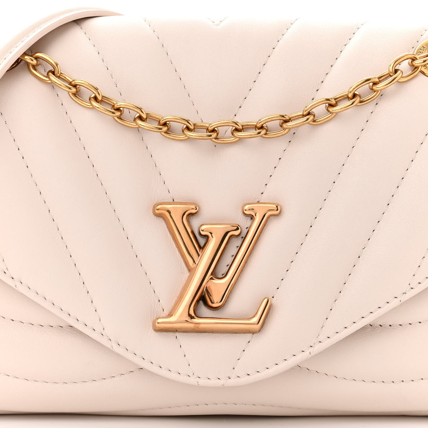 Calfskin New Wave Chain Bag MM NM Ivory Ivory