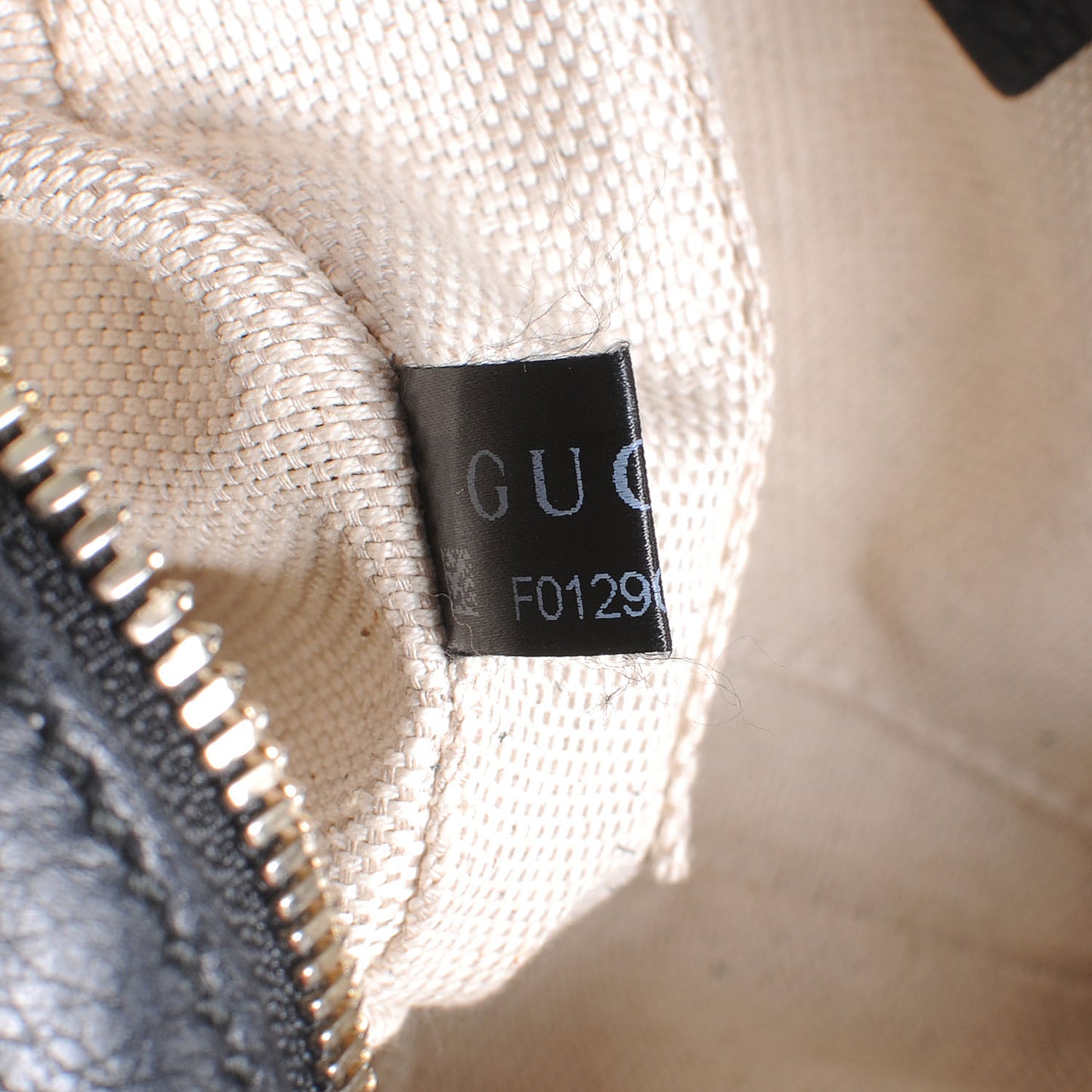 Pebbled Calfskin Small Soho Disco Bag Black