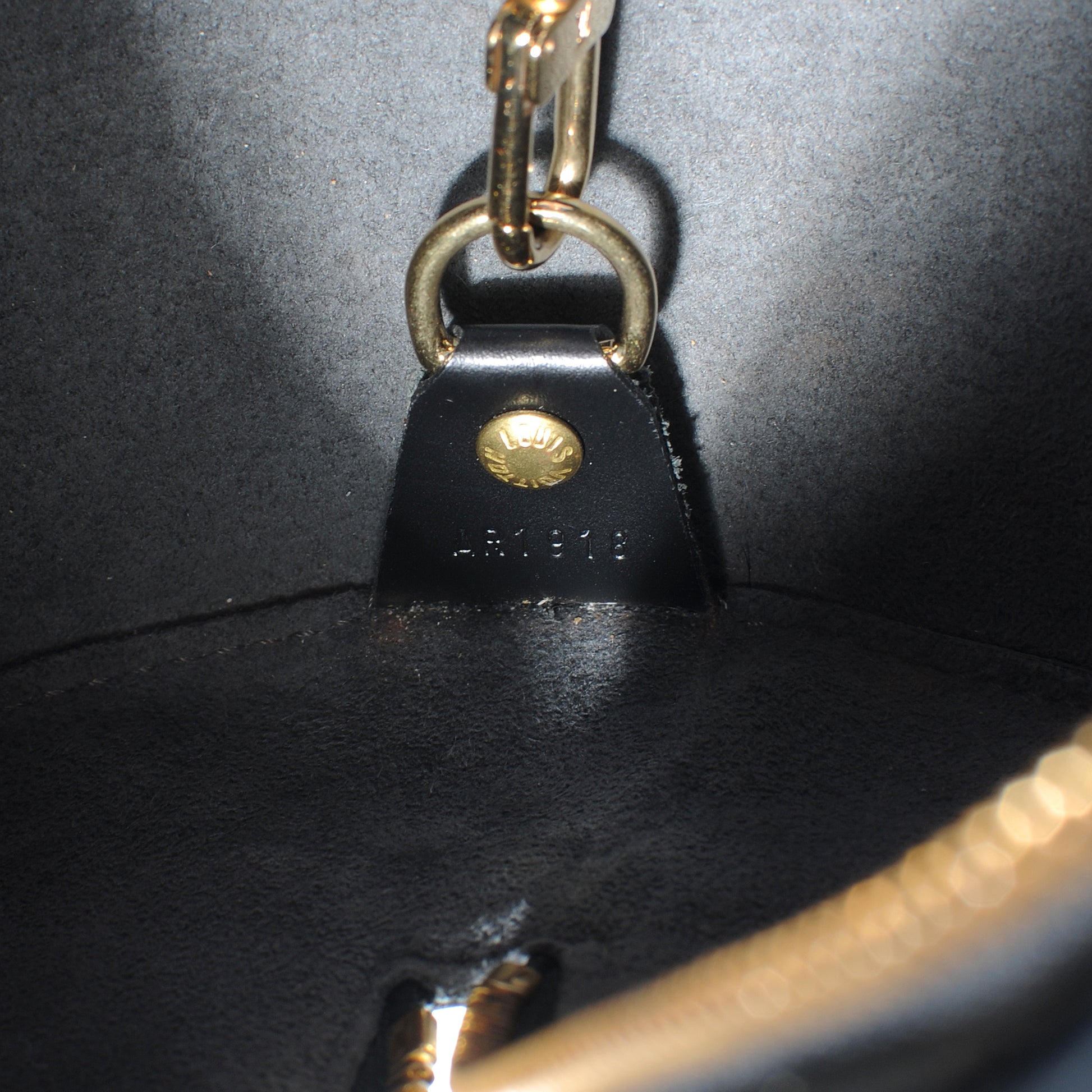 Louis Vuitton Epi Soufflot Black 6 of 7