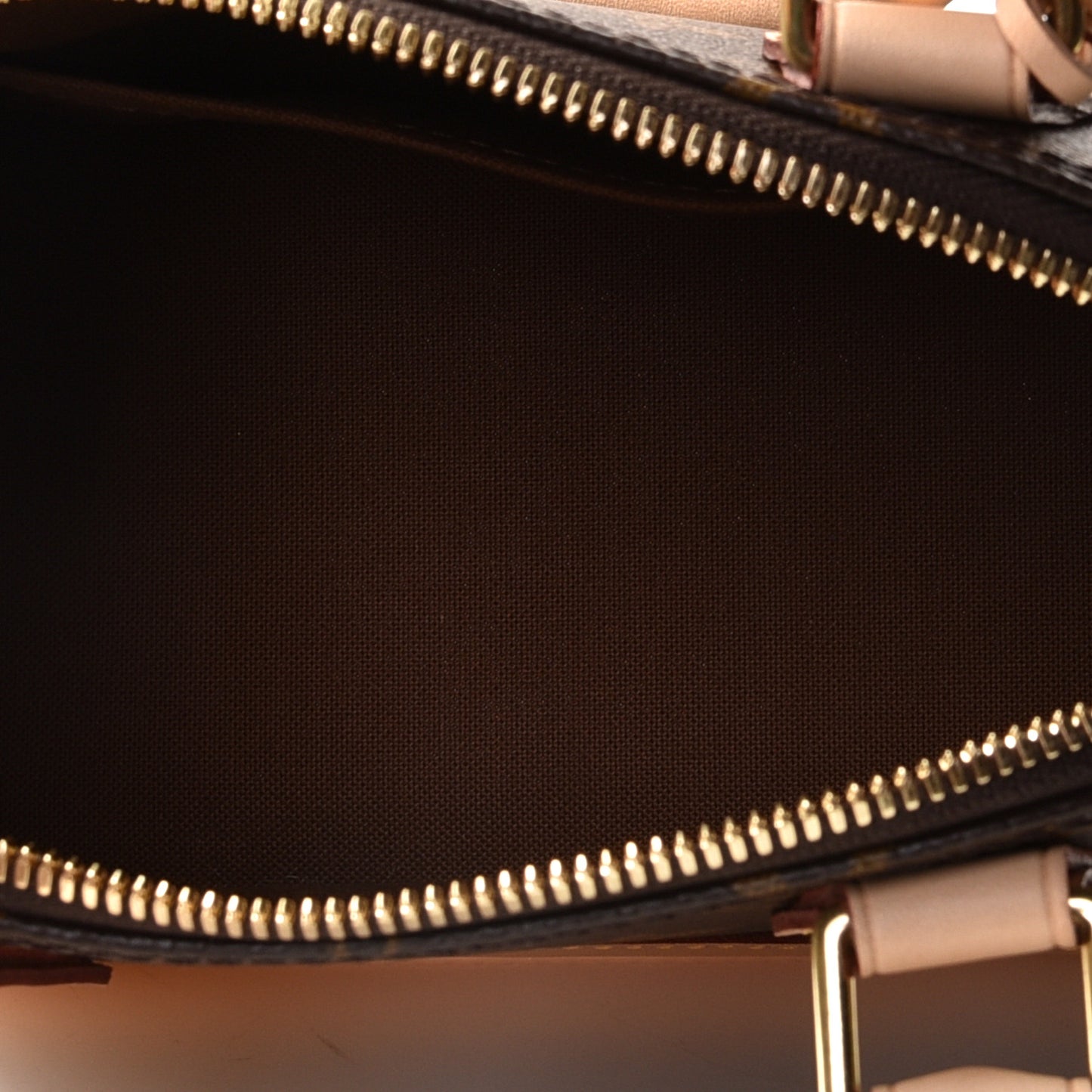 Monogram Alma BB
