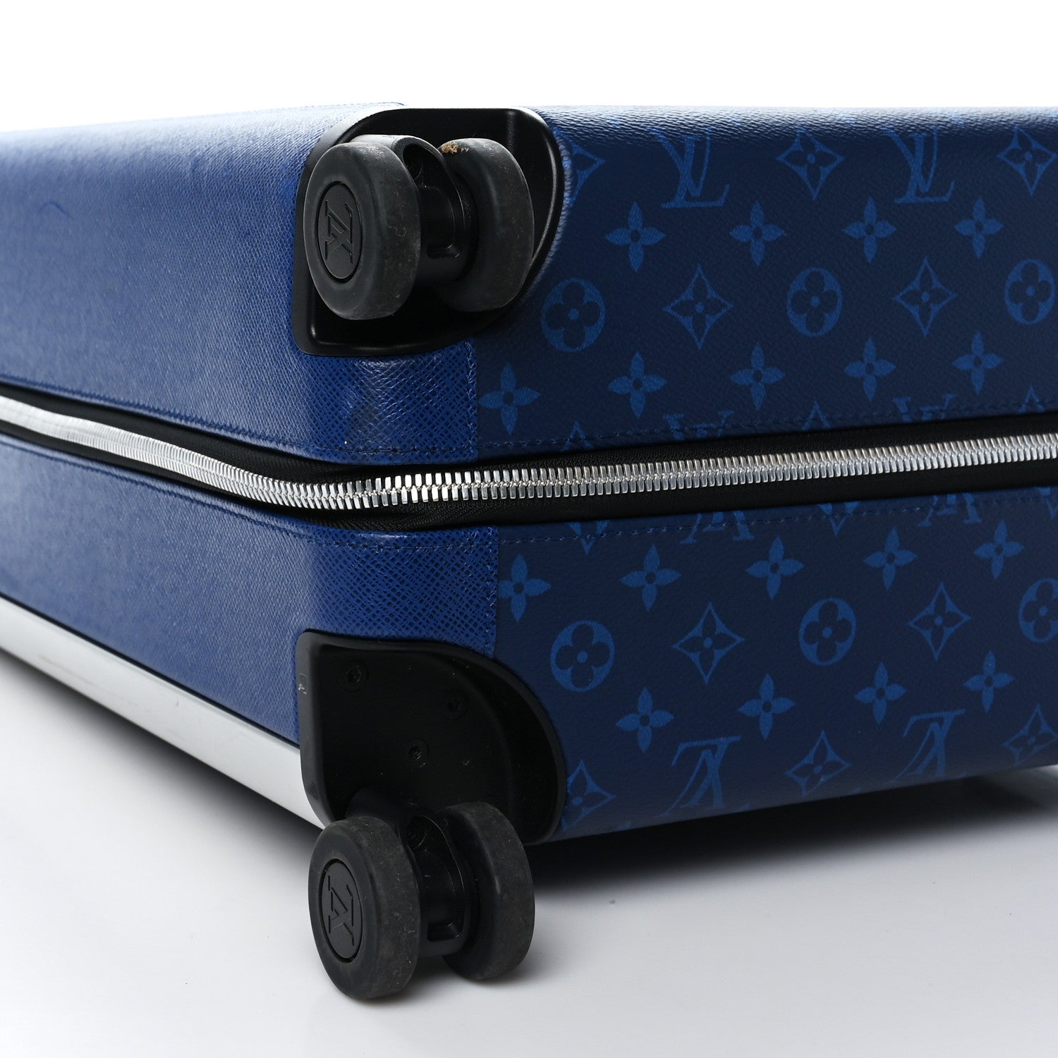 Louis Vuitton Taigarama Horizon 55 Cobalt 7 of 11