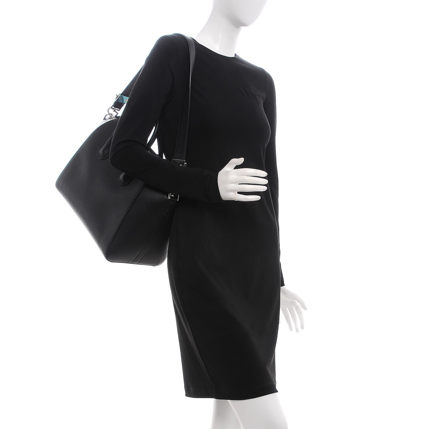 Givenchy Sugar Goatskin Medium Antigona Black 2 of 8