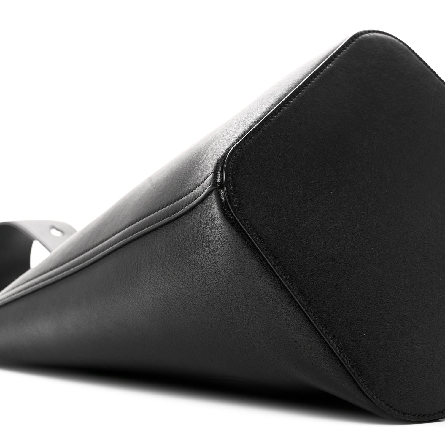 Loewe Smooth Calfskin Medium Pebble Bucket Bag Black 8 of 9