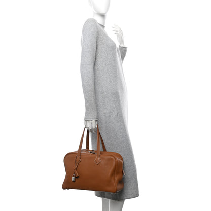 Hermes Taurillon Clemence Victoria II 35 Gold 2 of 10
