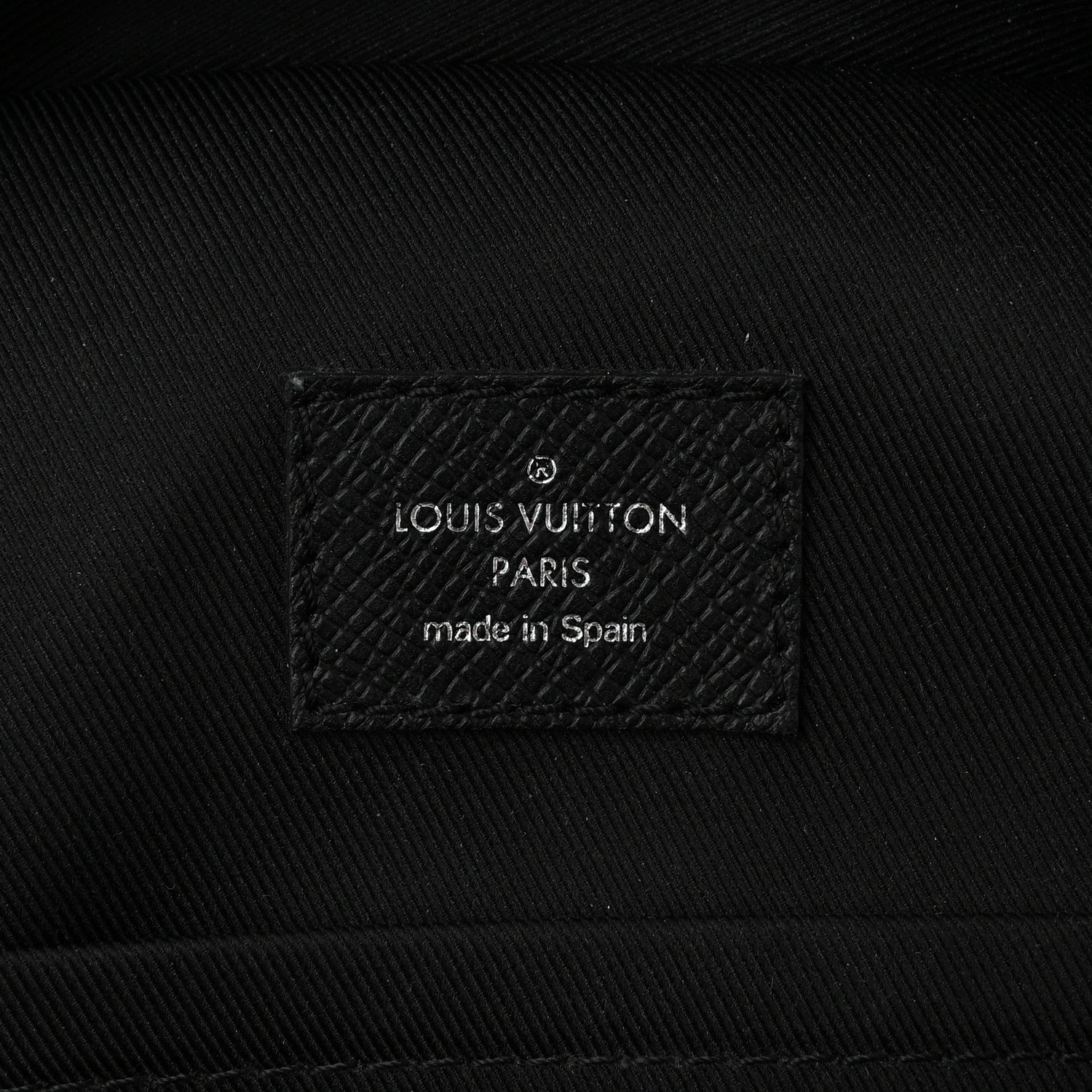 Louis Vuitton Taigarama Outdoor Slingbag Black 6 of 9