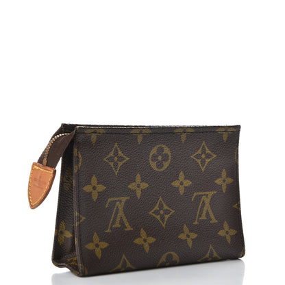 Louis Vuitton Monogram Toiletry Pouch 15 3 of 8