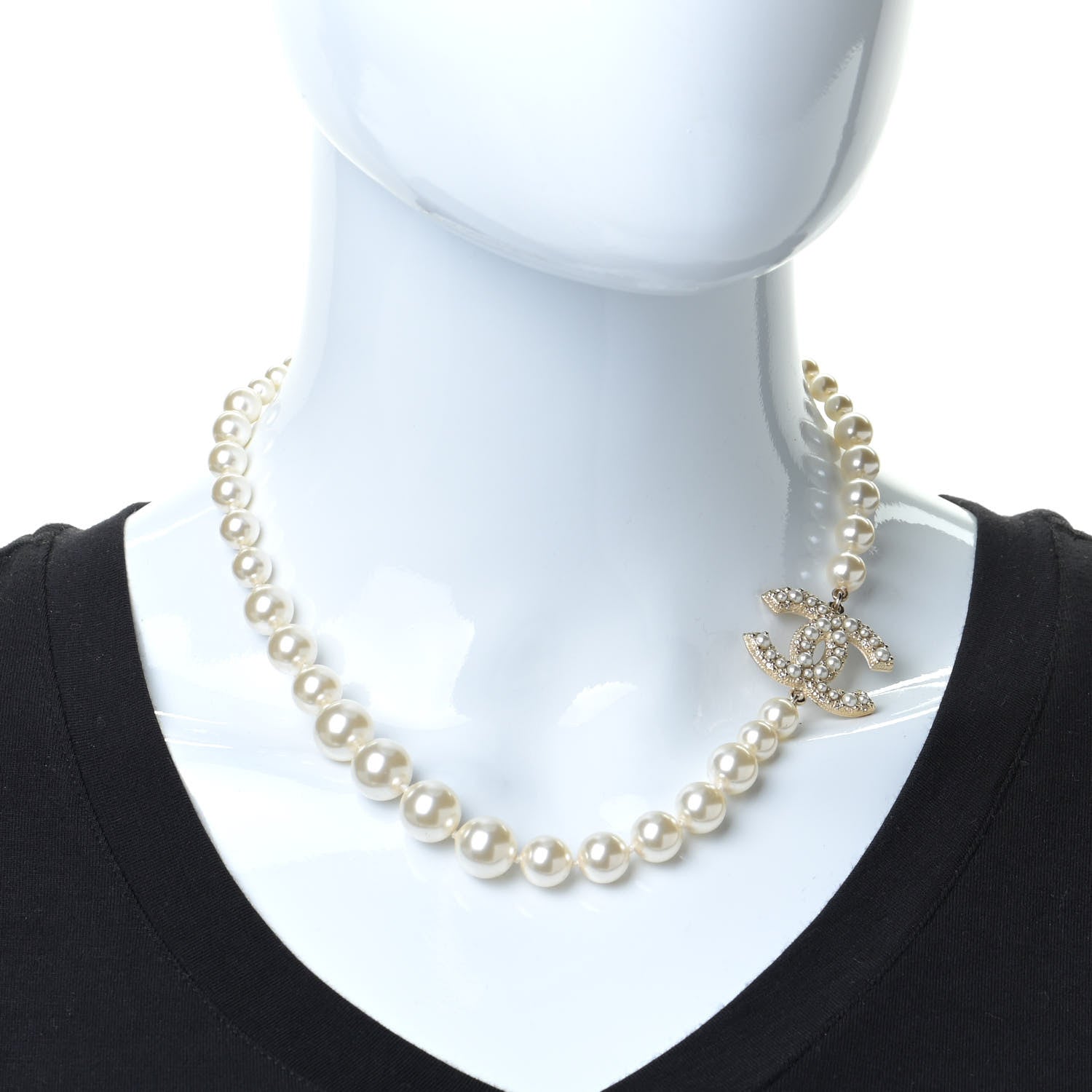 Chanel Graduated Pearl CC Short Necklace Gold 6 of 6