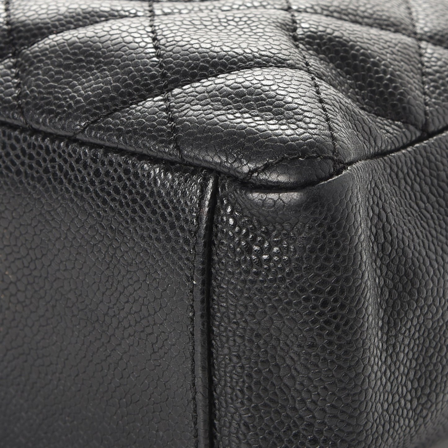Caviar Quilted Petit Shopping Tote PST Black